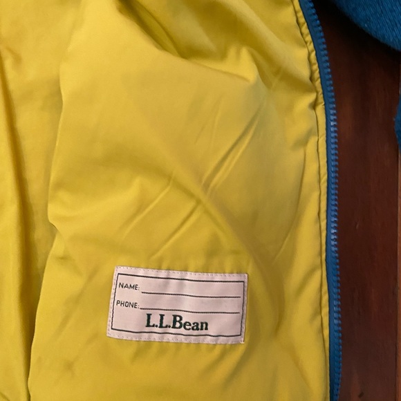 L.L.Bean sweater fleece jacket with hood. - Picture 4 of 6